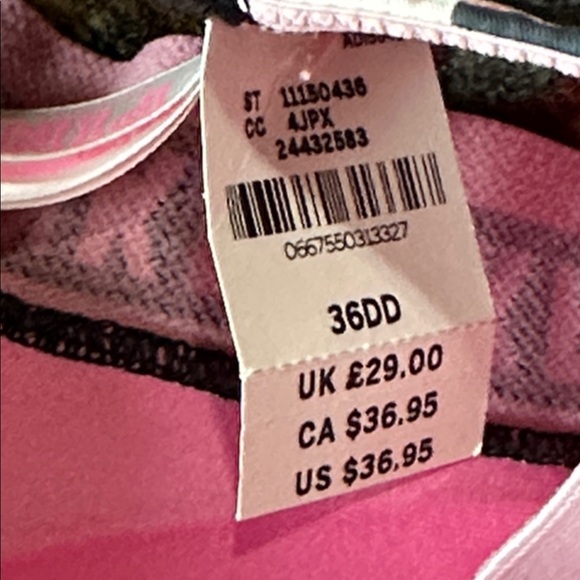 Victorias Secret Pink Wireless Camo Sports Bra, New with Tags - Picture 4 of 7